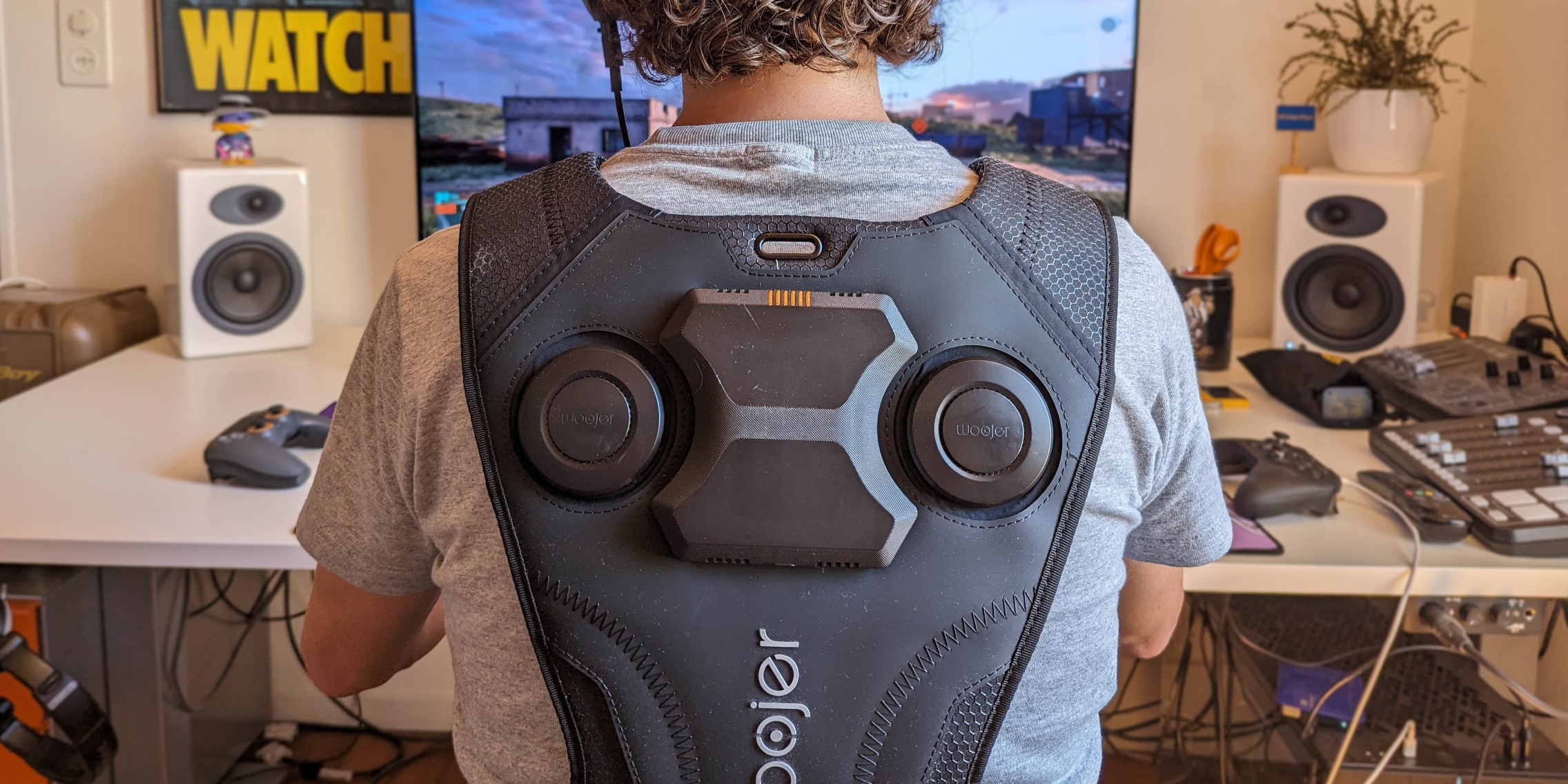 Woojer Vest 3 à l'essai : un gilet vibrant de gamer, bizarre mais