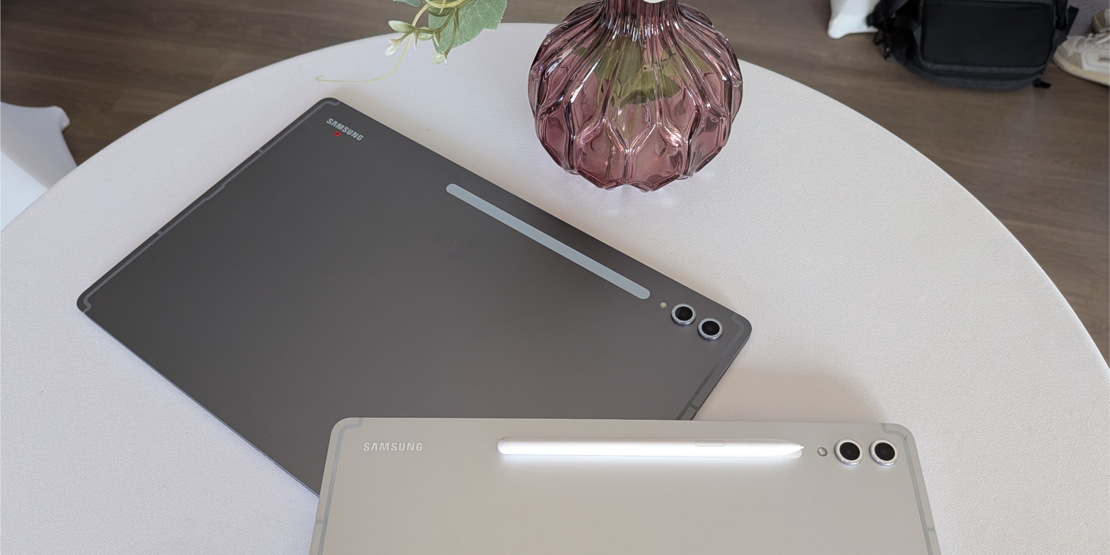 The new Samsung Galay Tab S10 series with lots of AI - Galaxus