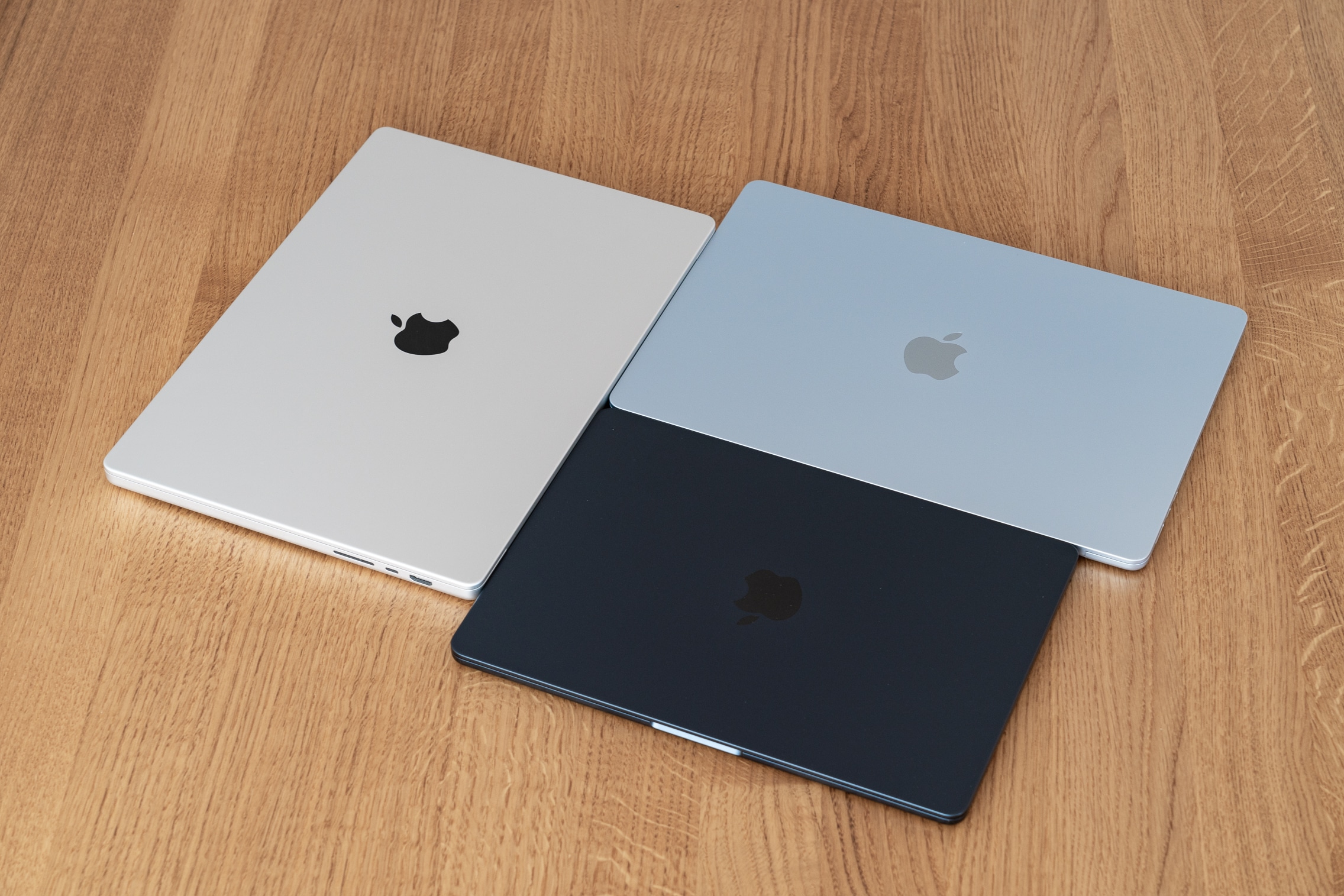 MacBook本体 MacBook Air M4 Apple MacBook Air - M4 | Overview, Specs, Details | SHI