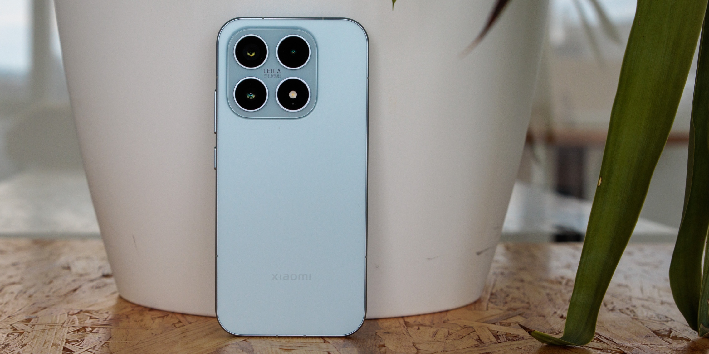 Xiaomi 17 グレー 12ー256 Xiaomi 17 Review, Specs & Features 2025