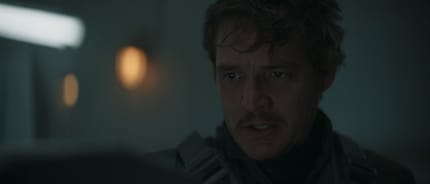 Din Djarin sans son casque dans «The Mandalorian» - une image peu commune.