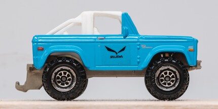 Bartosz Nowak avec sa Ford Bronco.