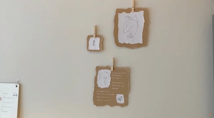 ...et des morceaux de papier, de cadres. Photo : youtubeuse « Marihuni »