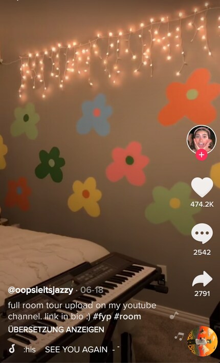 Les guirlandes lumineuses créent une lumière d'ambiance de tous les jours. Photo : « Oopsieitsjazzy »