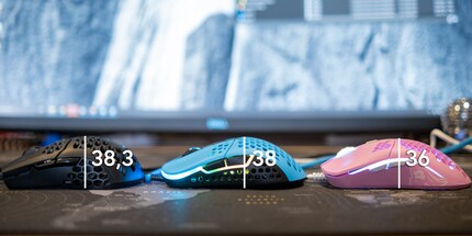 Hauteur des souris en millimètres. Rose : Model O- bleu : M42 noir : MM710