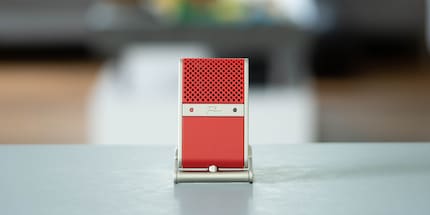 Looks like a toy, acts like a proper mic.