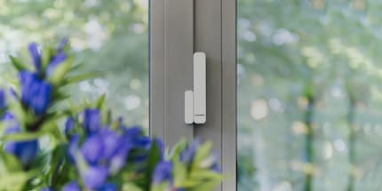 The window and door contacts are designed to protect you from burglary. Image source: bosch-smarthome.com