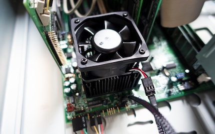 Le Noiseblocker NB-BlackSilentPro PR-2, moderne, sort du lot.