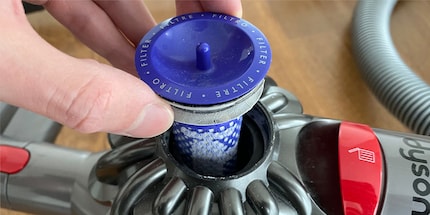 Les filtres ont des formes et des numéros différents selon le modèle de l'aspirateur.