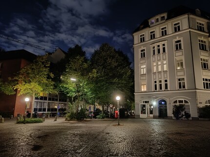 OnePlus Nord 2, night mode