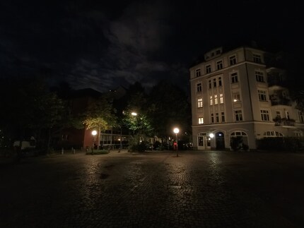 OnePlus Nord 2, wide angle, night mode