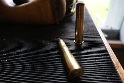 Shots are fired with at least 10.2 calibres.