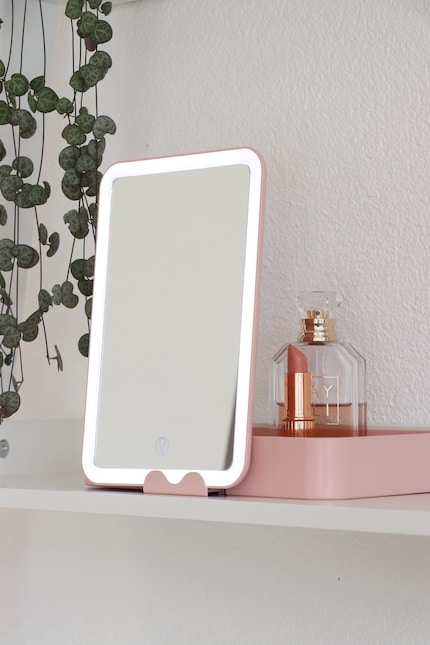 Un miroir avec plus d'une fonction.