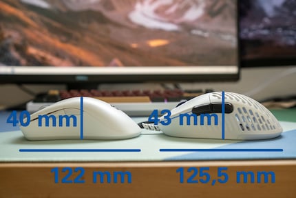 Dimensions des souris vue de côté, Origin One X à gauche et Makalu 67 à droite.