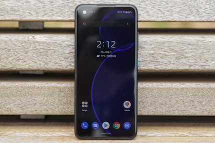 Zenfone 8