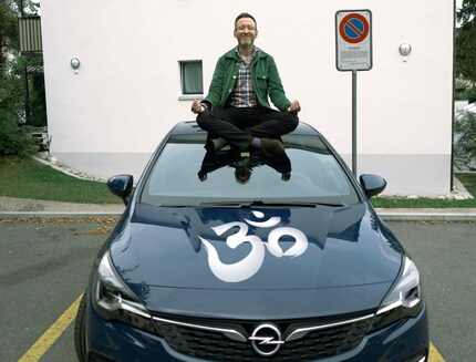 Le nom de ma voiture correspond parfaitement à ma conduite spirituelle - c'est une Opel Astra.