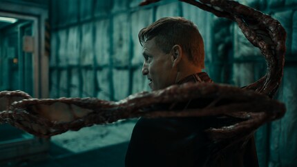 Il n'y a absolument rien qui cloche avec Woody Harrelson dans le rôle de Cletus Kasady.