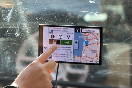 Le trajet vers Bordeaux est long à parcourir, mais la destination est aussi longue à saisir dans le GPS.