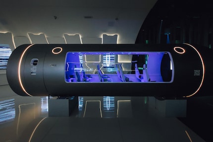 Un modèle de l’hyperloop de Zeleros présenté pour la première fois à l’Expo 2020.