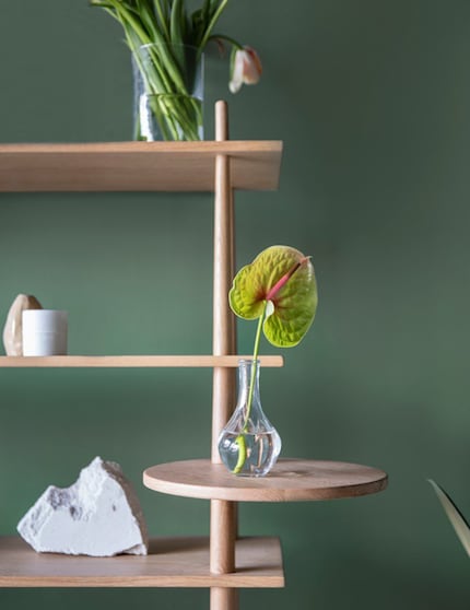 Dimensions: 110 × 35 × 148 cm | Material: oak, brass, MDF | Image: Umage