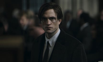 Une sorte de rock star dans un manoir en ruine, c'est ainsi que Matt Reeves a imaginé le fils du milliardaire en écrivant le scénario.