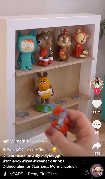 Once in the picture frame, they turn into decorative accessories.