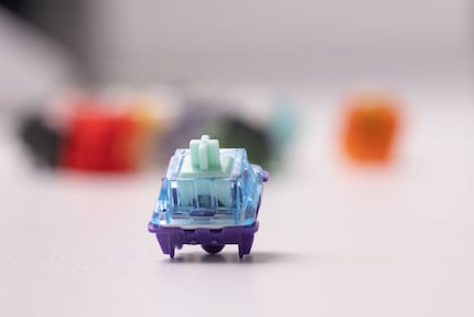 Un interrupteur tactile Gateron Azure Dragon.