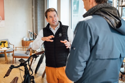 Daniel Meyer: founder, owner and CEO of Ego Movement as he explains the models to me.