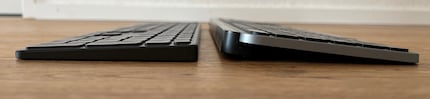 Side-by-side: when you compare the two, the Rapoo keyboard (left) is even flatter than Logitech’s MX Keys (right).