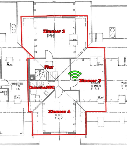 Le deuxième étage. Symbole WiFi vert : emplacement du routeur
