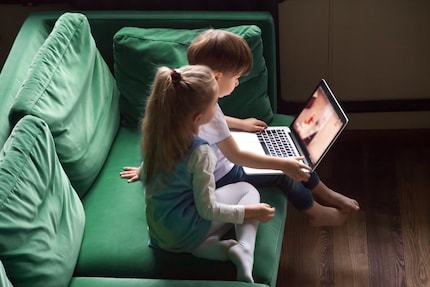 Pour ne pas être dérangé, même par les enfants, il est légitime de les orienter vers la consommation de médias.
