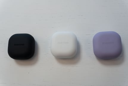 The minimalist charging case comes in three colours: Graphtie, White and Bora Purple.