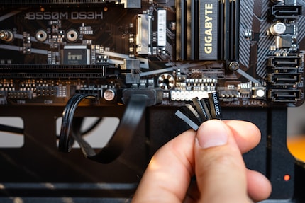 The tiny connectors that connect the case and motherboard are just as fiddly as they used to be.