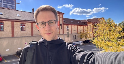L’appareil photo frontal de l'iPhone 14 Pro gère mieux le contre-jour...