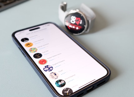 Le choix de designs d'écran pour la Venu 2 Plus est assez large. Seulement, est-ce que je veux une montre qui fasse office de pastèque ?