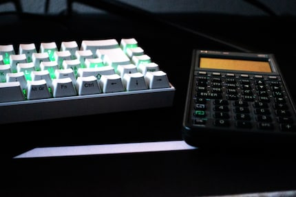Ma Hewlett Packard 48G m’a fidèlement servi dans les années 90.