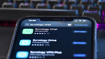 You can also install Synology Chat on your smartphone.