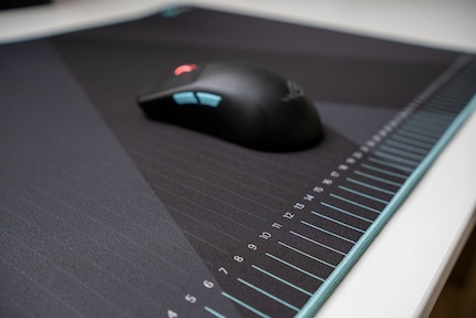 La règle du Hone Ace Aim Lab Edition est conçue pour à améliorer les compétences de tir.