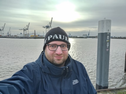 Selfie à contre-jour.