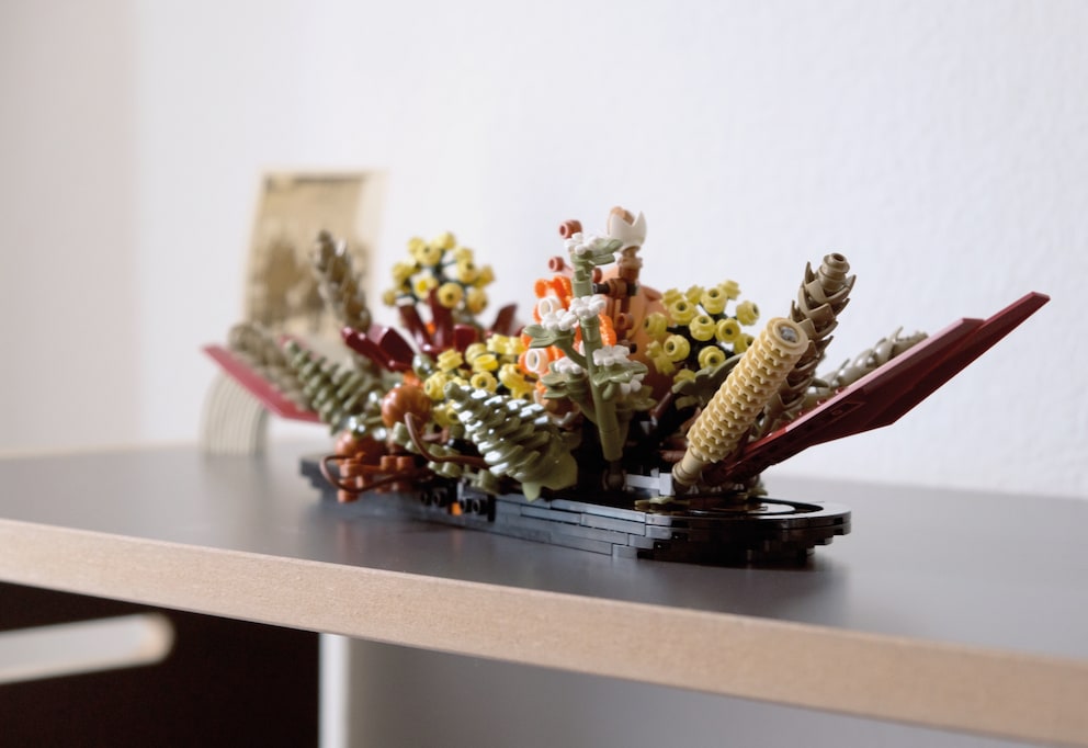 The dried flowers look great on a sideboard or table.