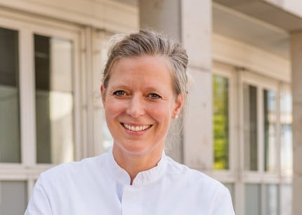 Friederike Wippermann est spécialisée en médecine du sport.