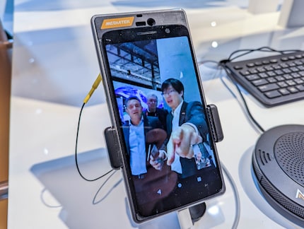 L’appel vidéo par satellite démontré sur le stand de Mediatek est pixellisé.