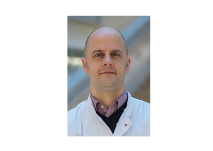 Chronobiologist Henrik Oster advises us to accept that our sleep-wake rhythm is also genetically determined.