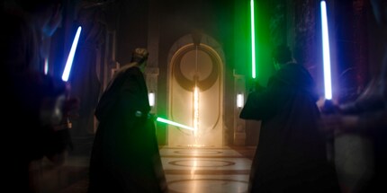 Les guerriers clones prennent d'assaut le Temple Jedi pour exécuter l'Ordre 66.