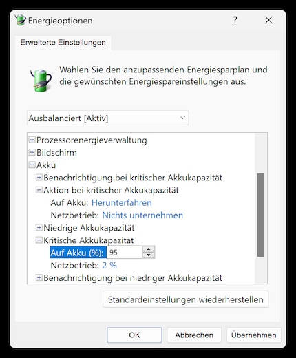 Configurer un UPS avec les outils de base de Windows est possible. Cependant, si vous souhaitez profiter d'options et d'informations supplémentaires, il est préférable d'utiliser le logiciel du fabricant.