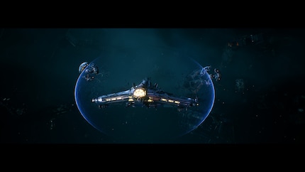 Dans ce combat de boss, je dois lancer des débris spatiaux pour percer le bouclier.