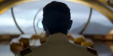 Même dans la dernière bande-annonce d’« Ahsoka », un grand mystère entoure le personnage de Thrawn. Mais nous savons maintenant qu’il sera joué par l’acteur Lars Mikkelsen