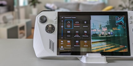 Le bouton de menu gauche ouvre le Command Center.
