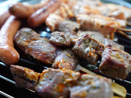 Sauté in the centre, cook through on the edges.