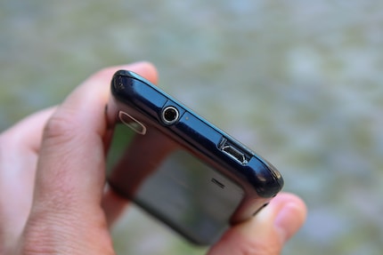 Le port de 3,5 mm destiné au casque d’écoute.